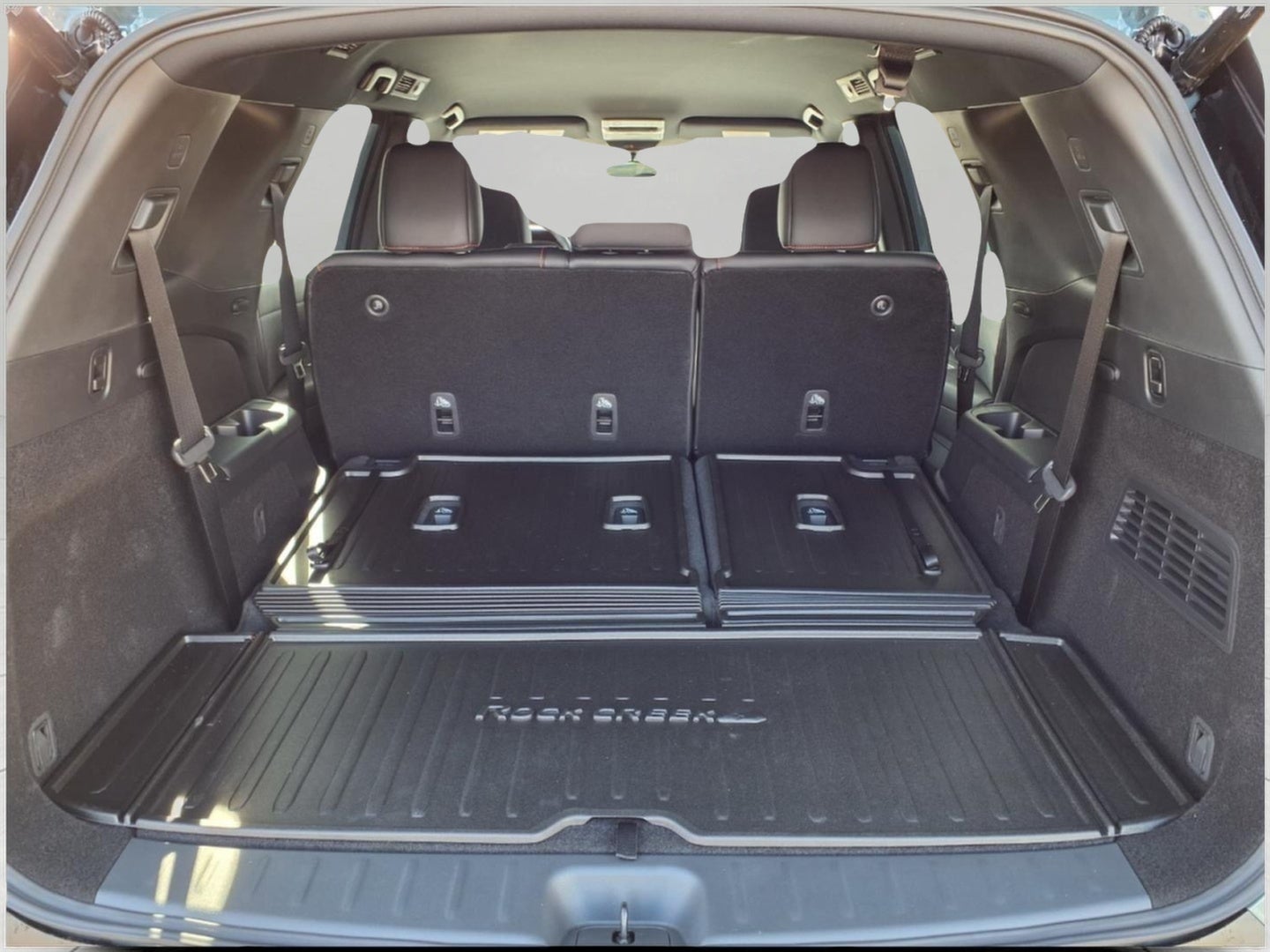 2026 Nissan Pathfinder Rock Creek 4WD