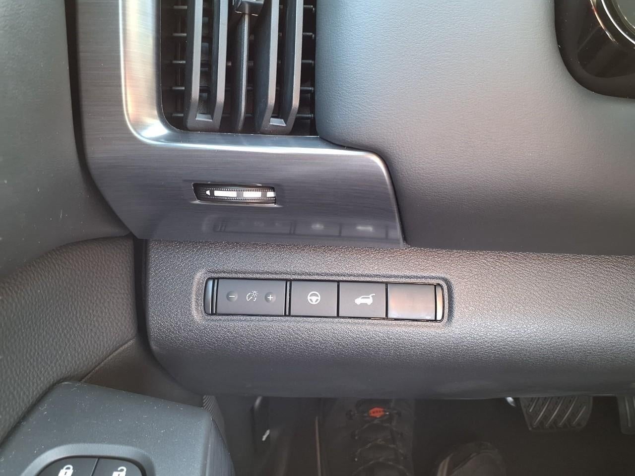 2026 Nissan Pathfinder Rock Creek 4WD