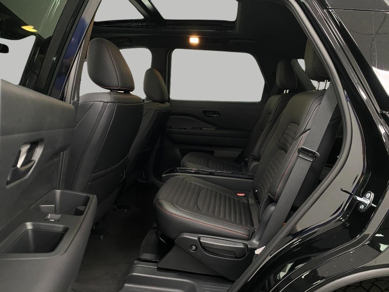 2026 Nissan Pathfinder Rock Creek 4WD