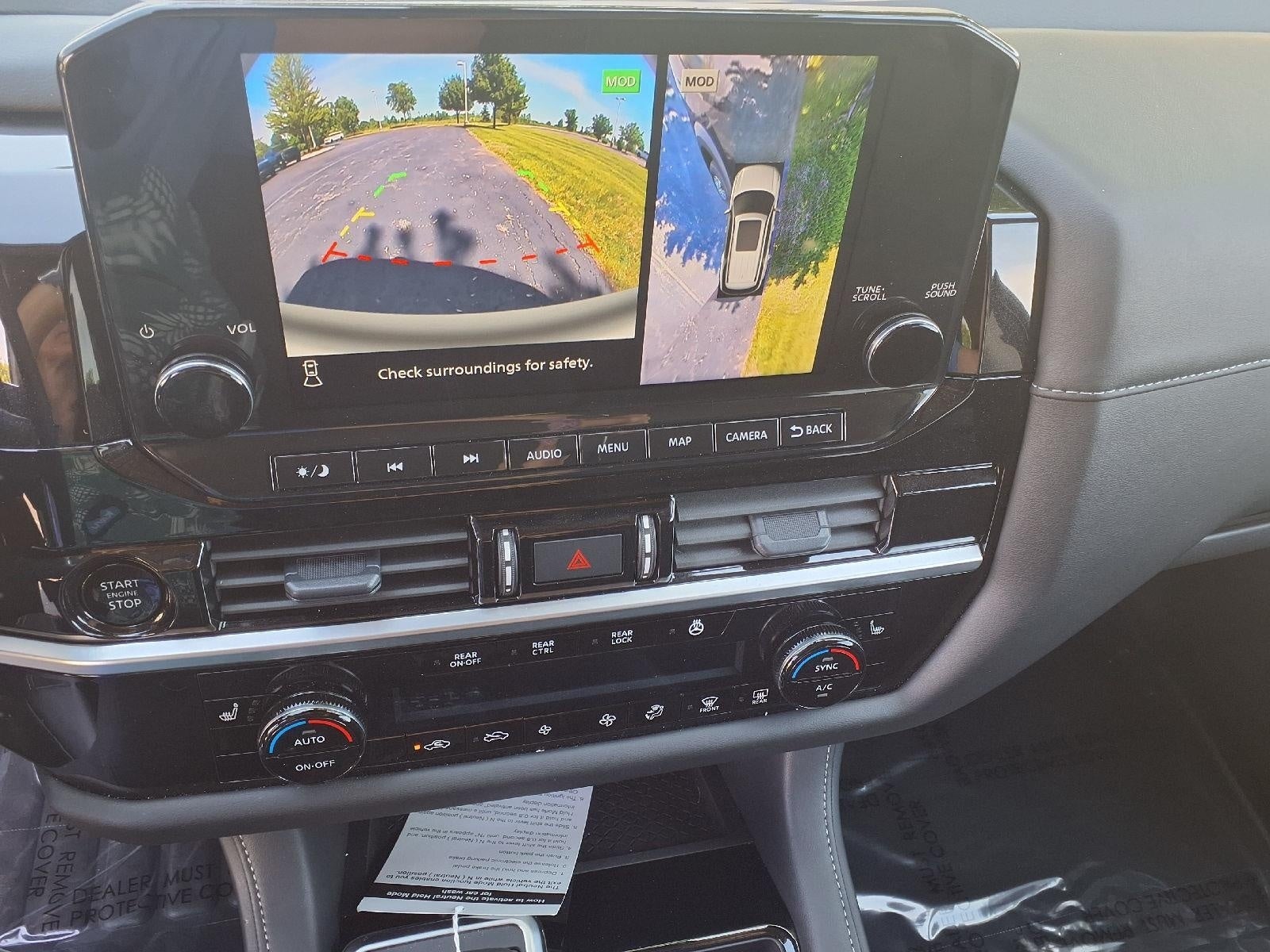 2025 Nissan Pathfinder SL 4WD
