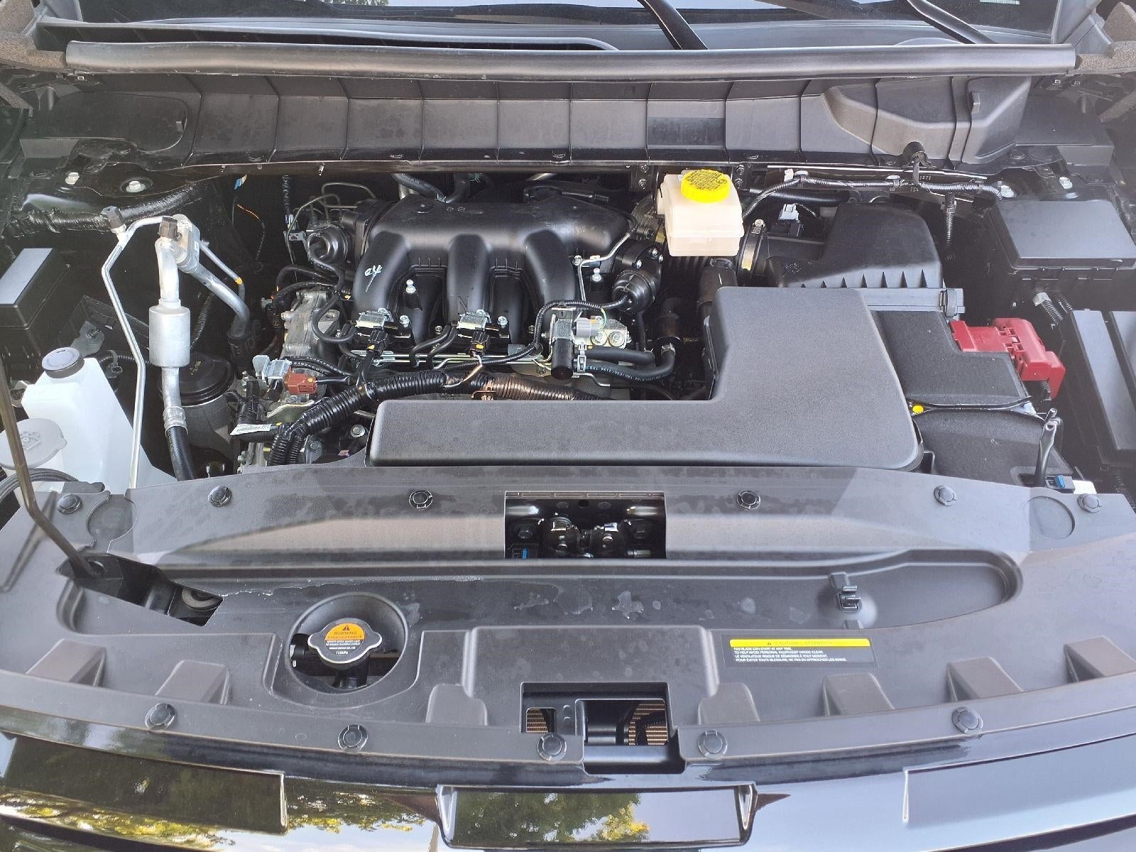 2025 Nissan Pathfinder SL 4WD