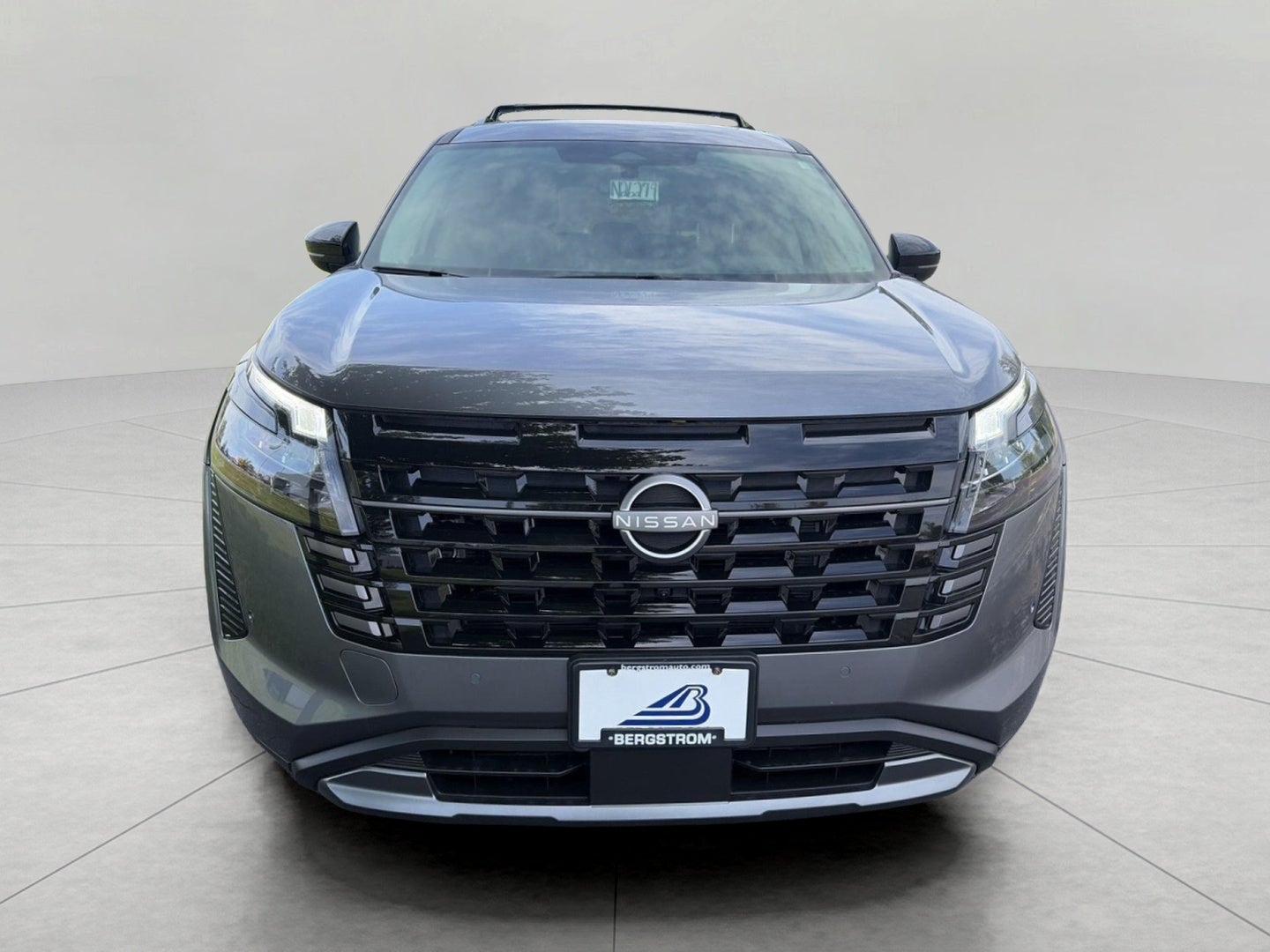 2026 Nissan Pathfinder Platinum 4WD