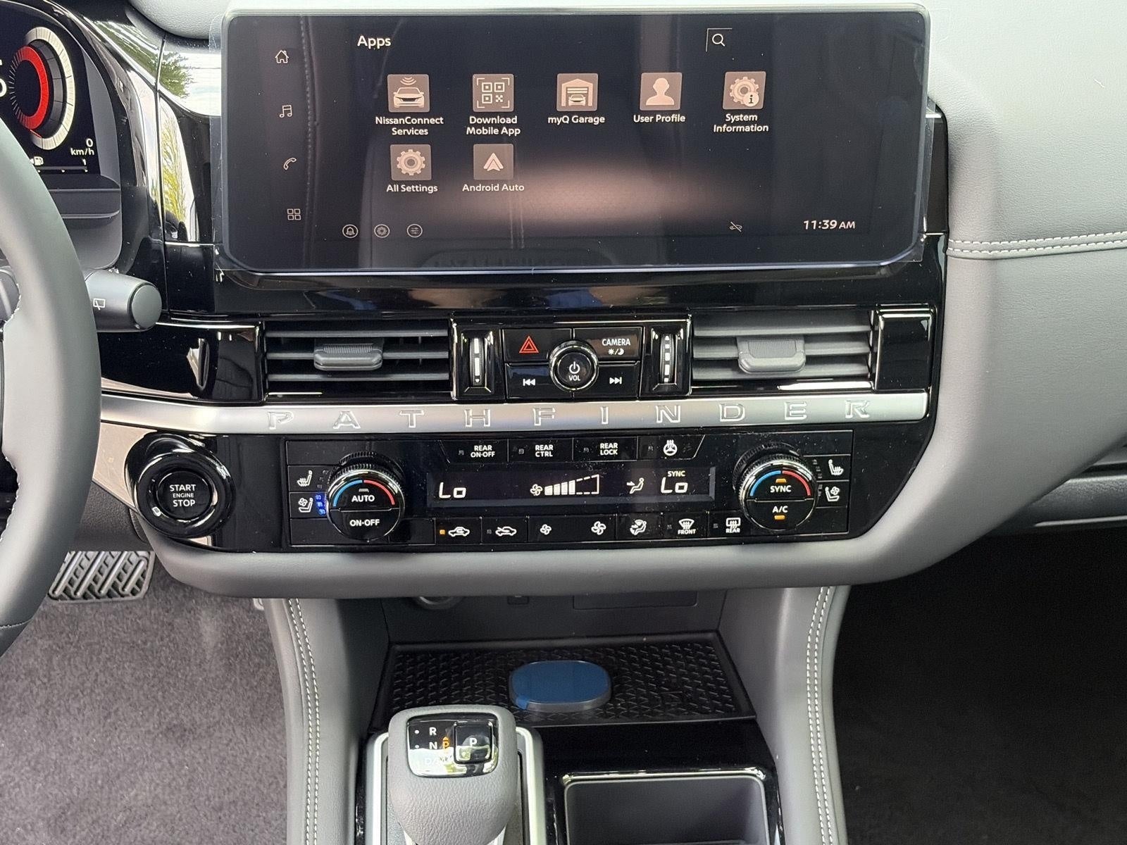 2026 Nissan Pathfinder Platinum 4WD
