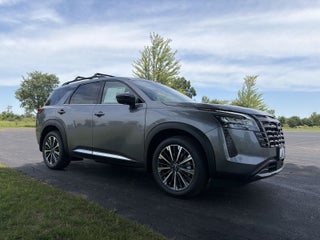 2026 Nissan Pathfinder Platinum 4WD