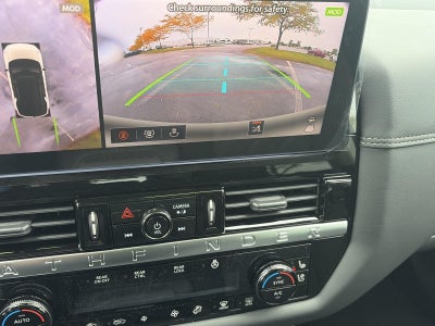 2026 Nissan Pathfinder Platinum 4WD