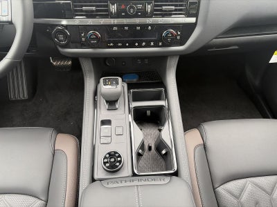 2026 Nissan Pathfinder Platinum 4WD