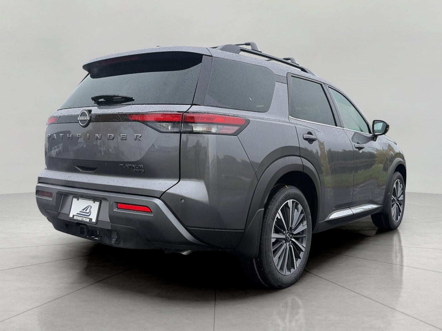 2026 Nissan Pathfinder Platinum 4WD