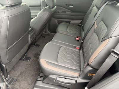 2026 Nissan Pathfinder Platinum 4WD
