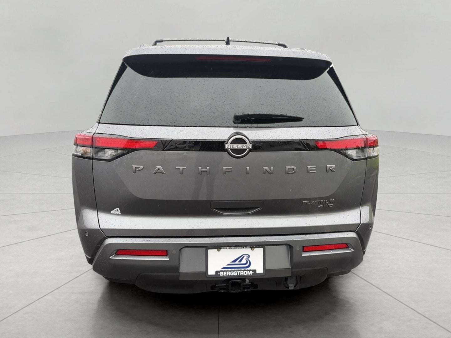 2026 Nissan Pathfinder Platinum 4WD
