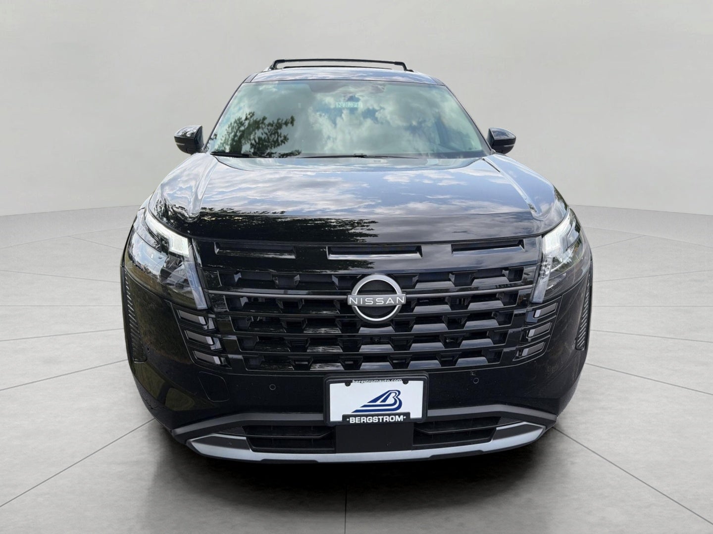 2026 Nissan Pathfinder Platinum 4WD