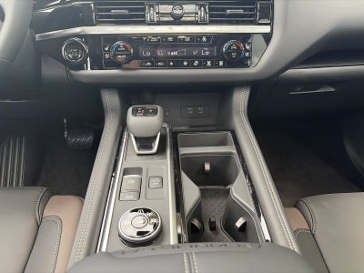2026 Nissan Pathfinder Platinum 4WD