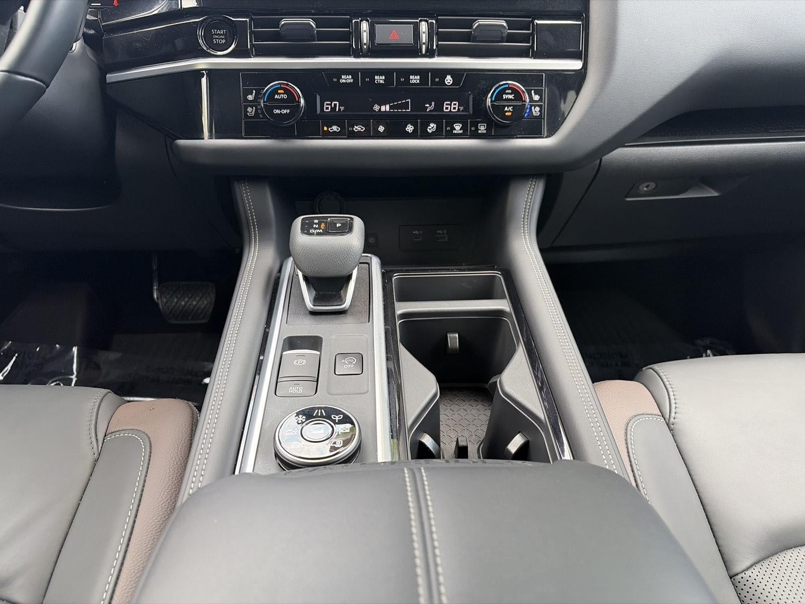 2025 Nissan Pathfinder Platinum 4WD
