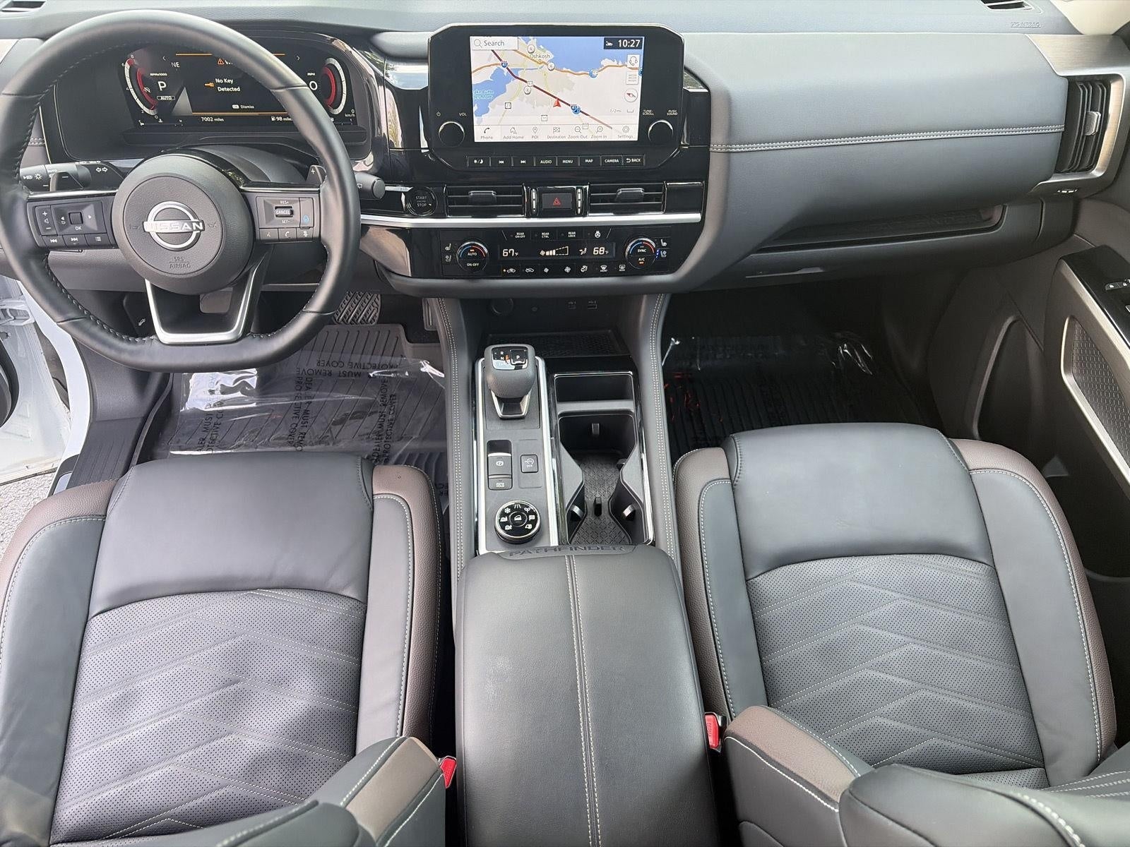 2025 Nissan Pathfinder Platinum 4WD