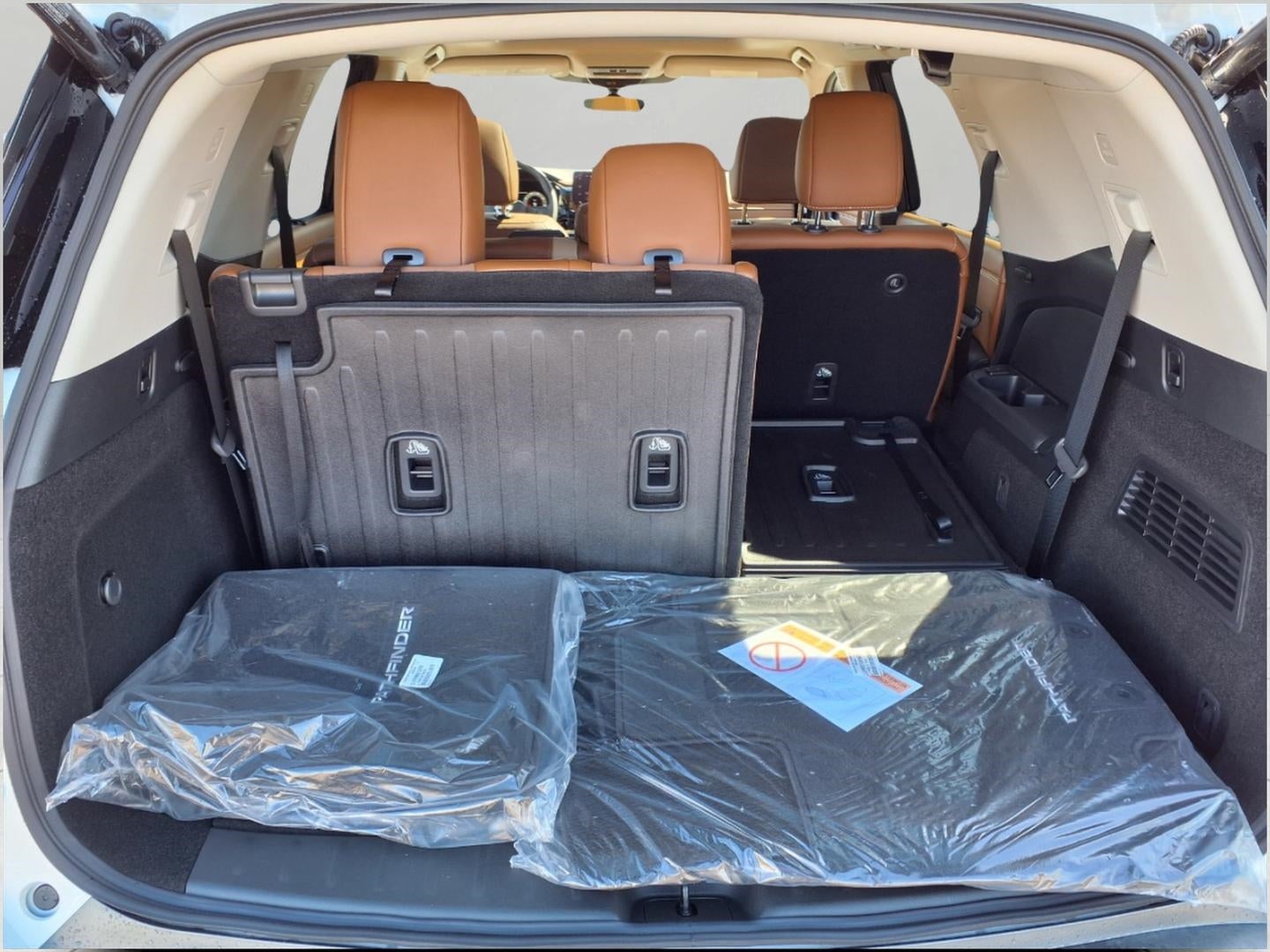 2026 Nissan Pathfinder Platinum 4WD