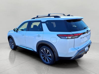 2026 Nissan Pathfinder Platinum 4WD