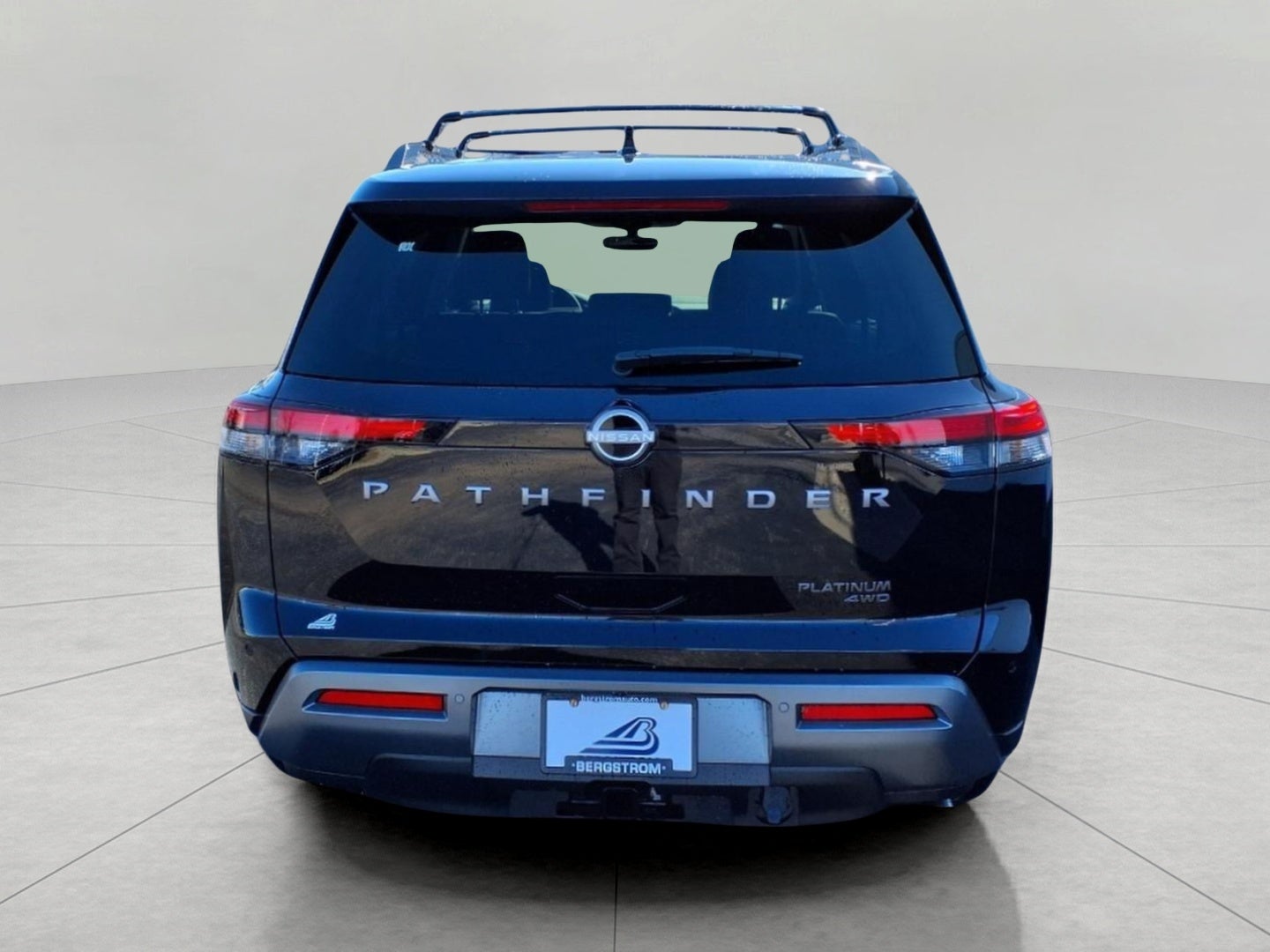 2026 Nissan Pathfinder Platinum 4WD