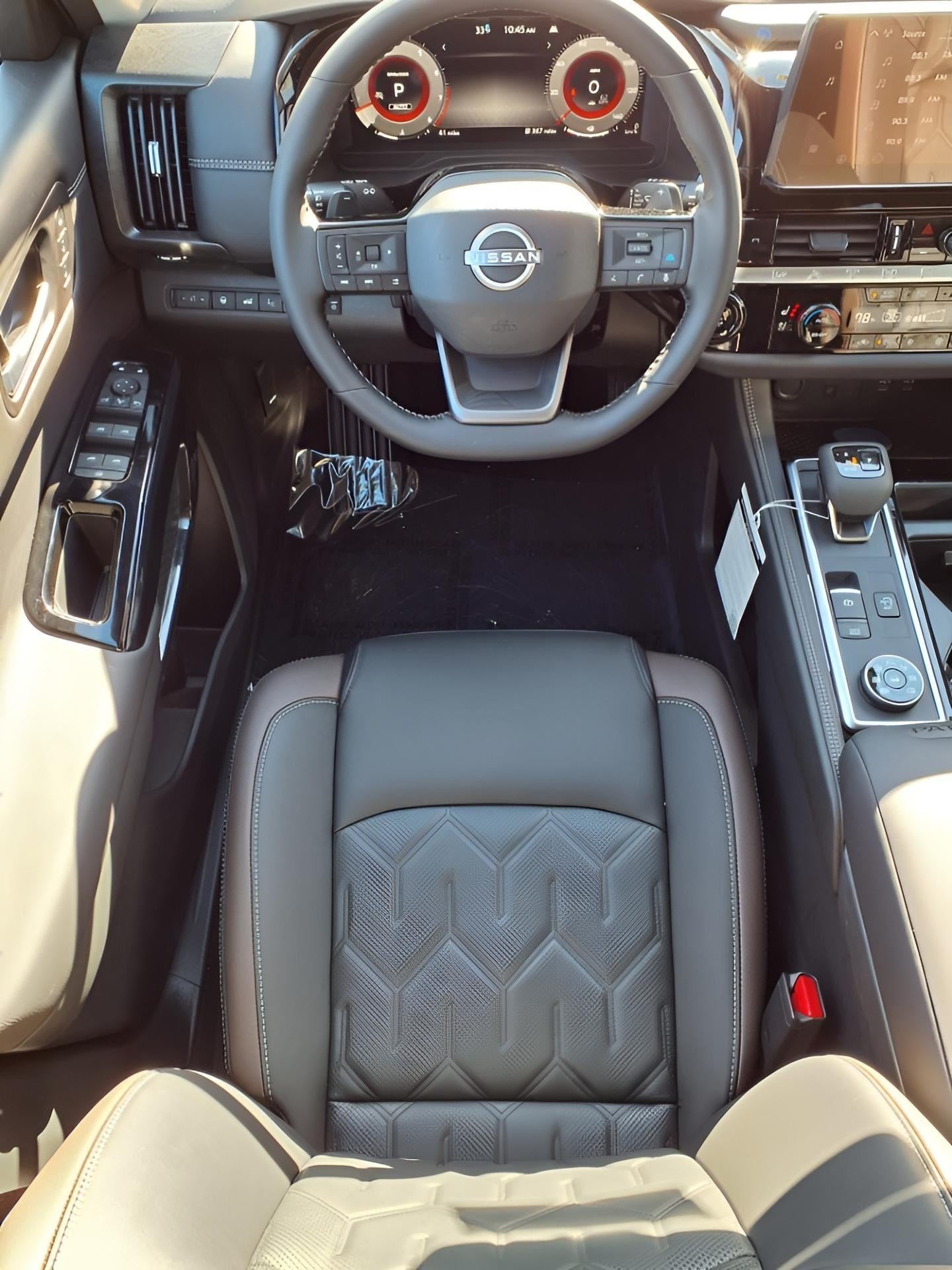 2026 Nissan Pathfinder Platinum 4WD