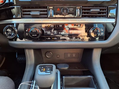 2026 Nissan Pathfinder Platinum 4WD