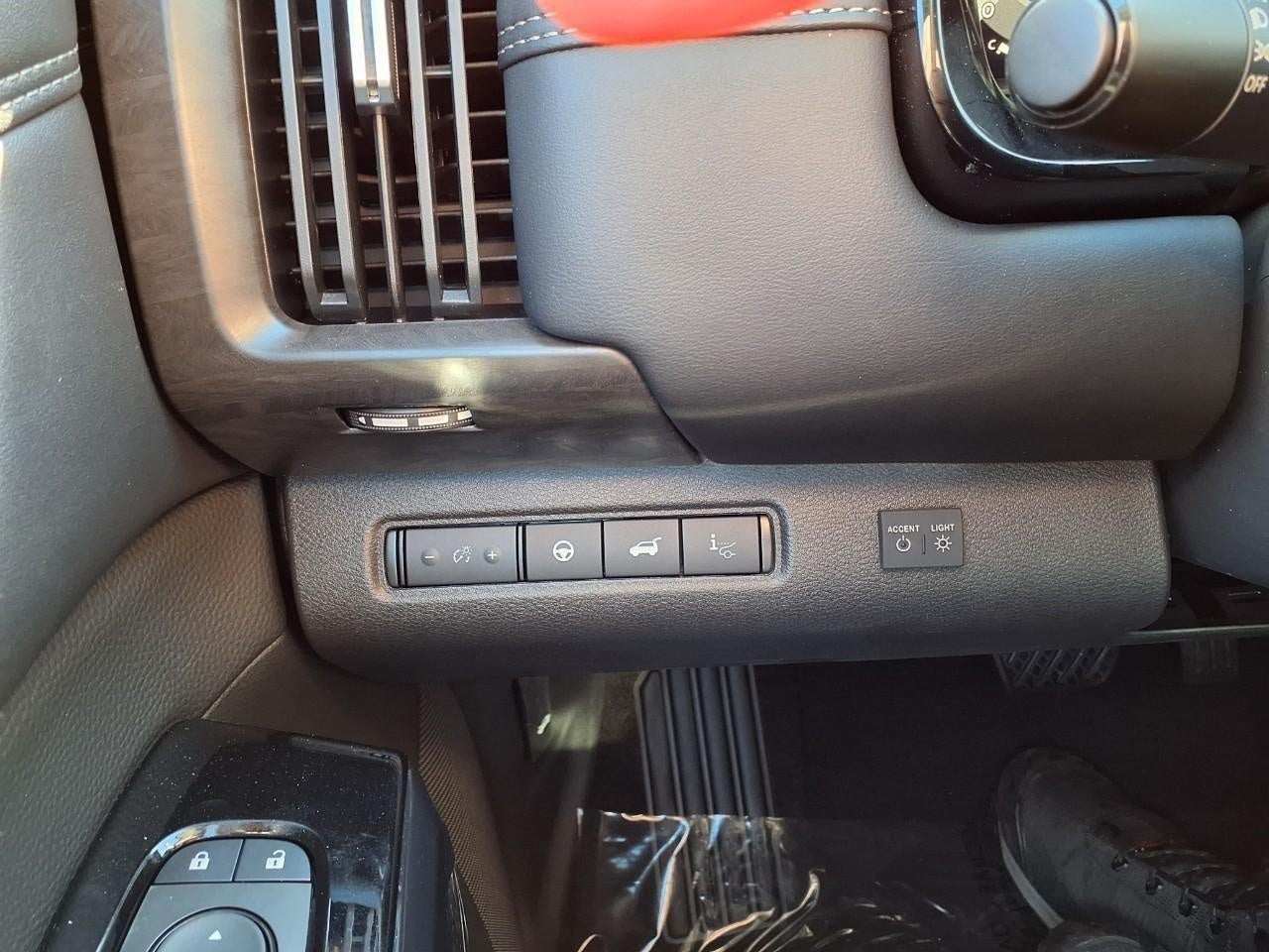2026 Nissan Pathfinder Platinum 4WD