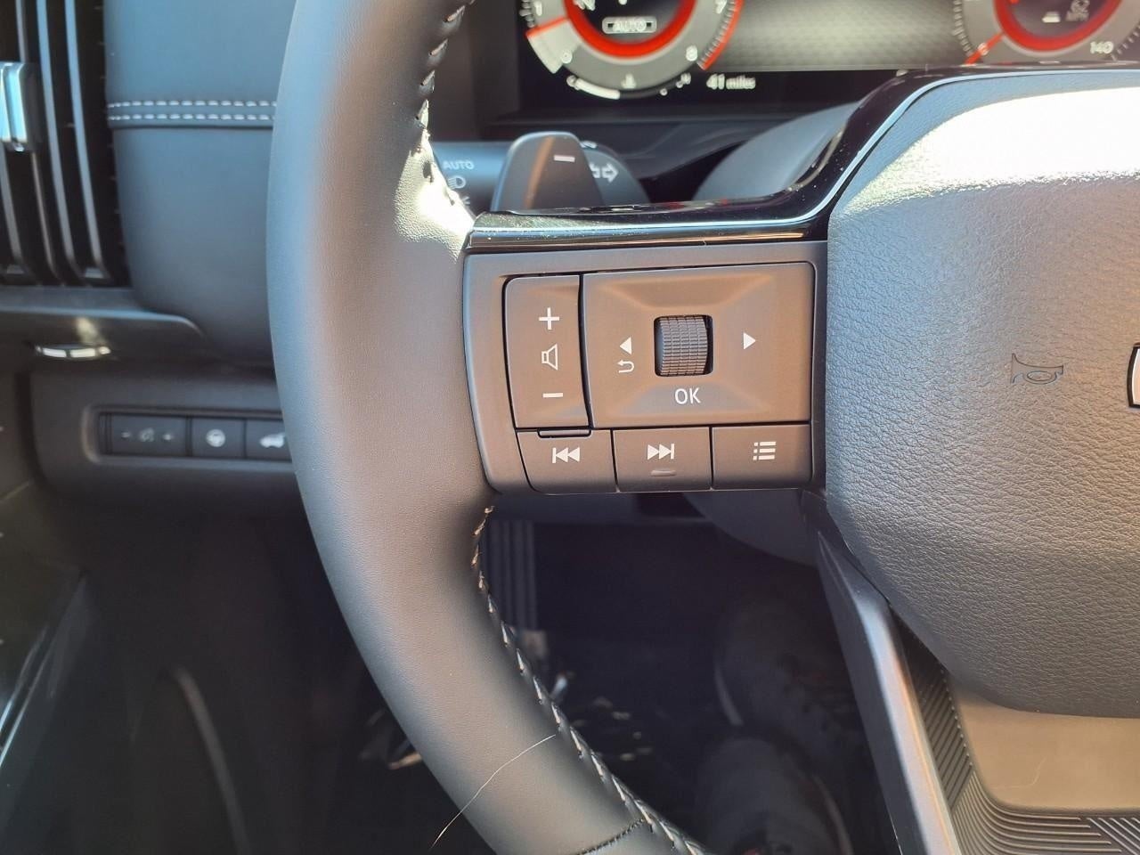 2026 Nissan Pathfinder Platinum 4WD
