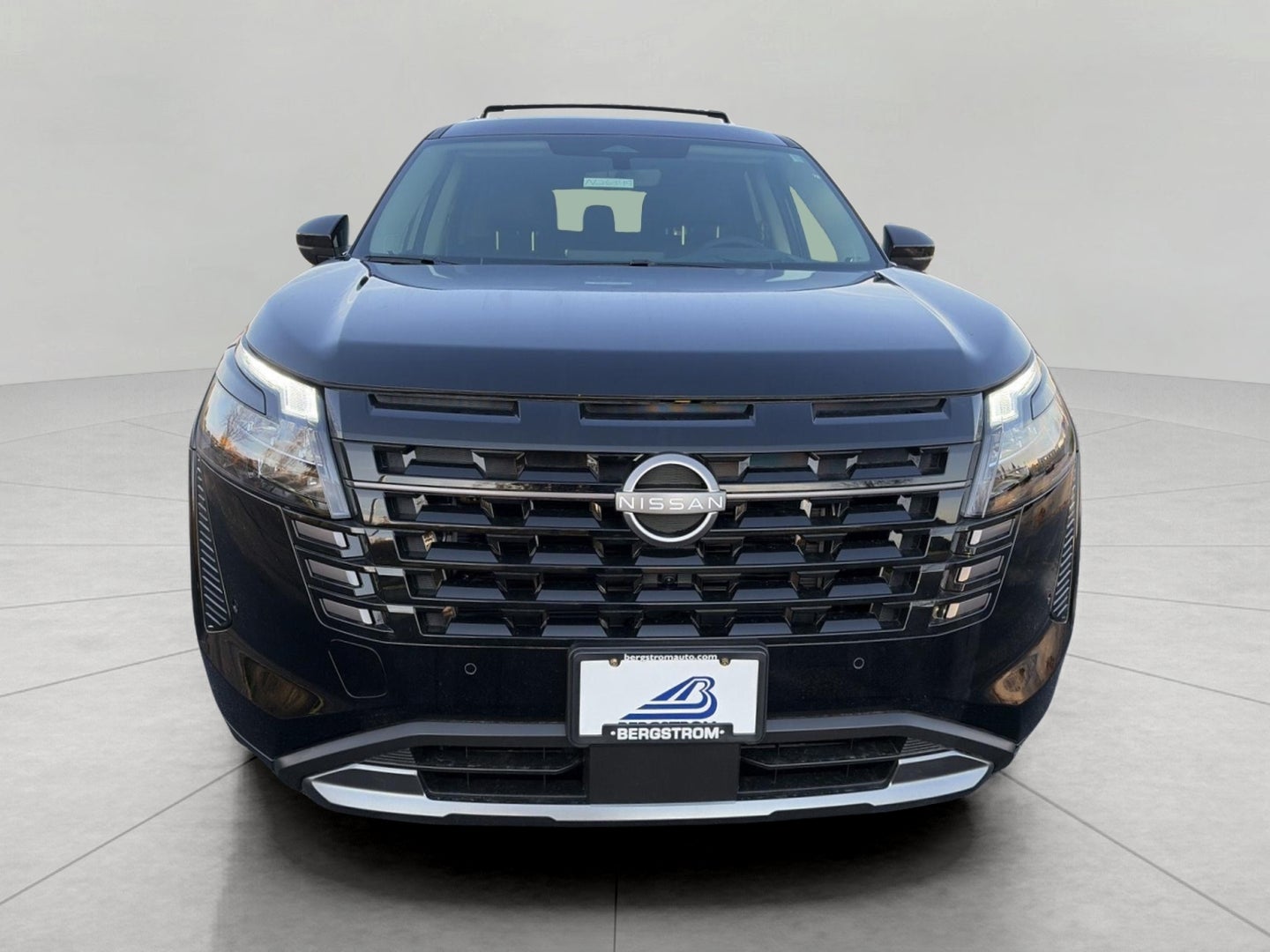 2026 Nissan Pathfinder Platinum 4WD