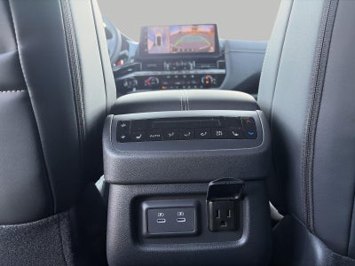 2026 Nissan Pathfinder Platinum 4WD