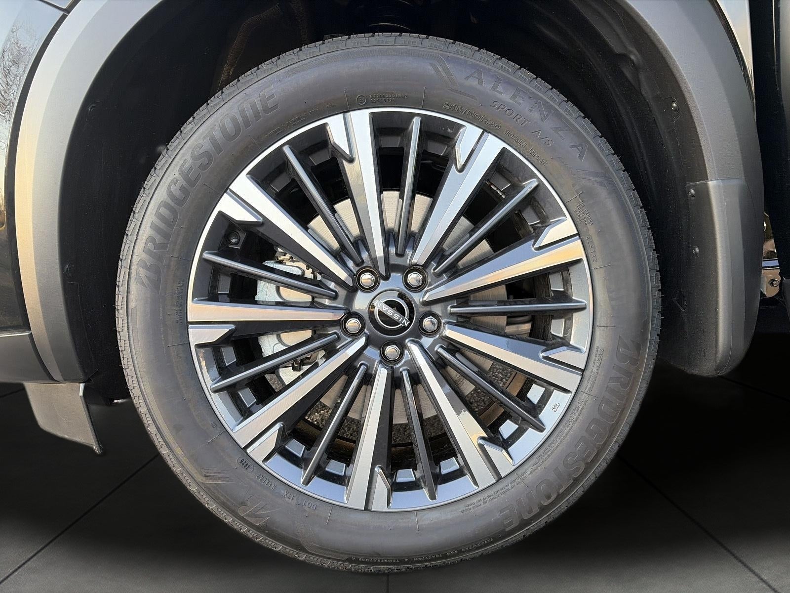 2026 Nissan Pathfinder Platinum 4WD