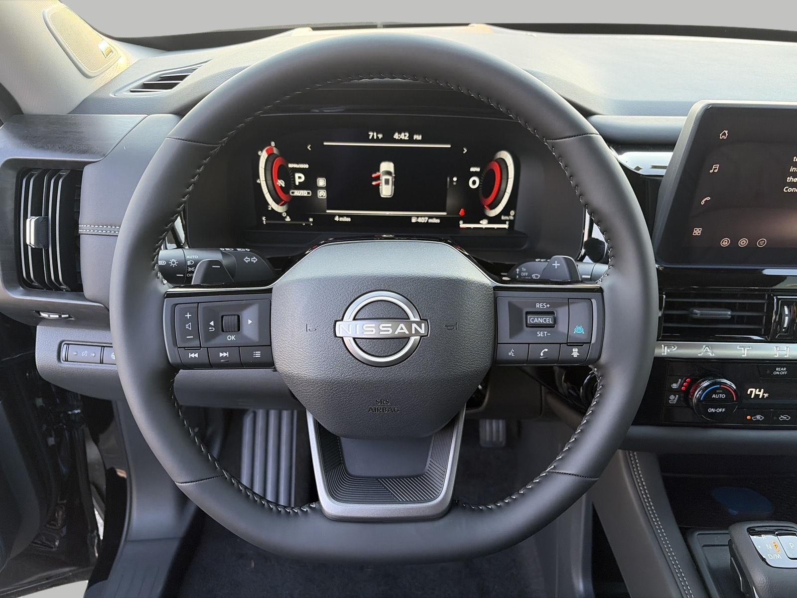 2026 Nissan Pathfinder Platinum 4WD