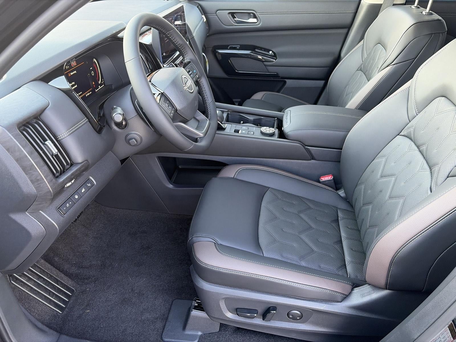 2026 Nissan Pathfinder Platinum 4WD
