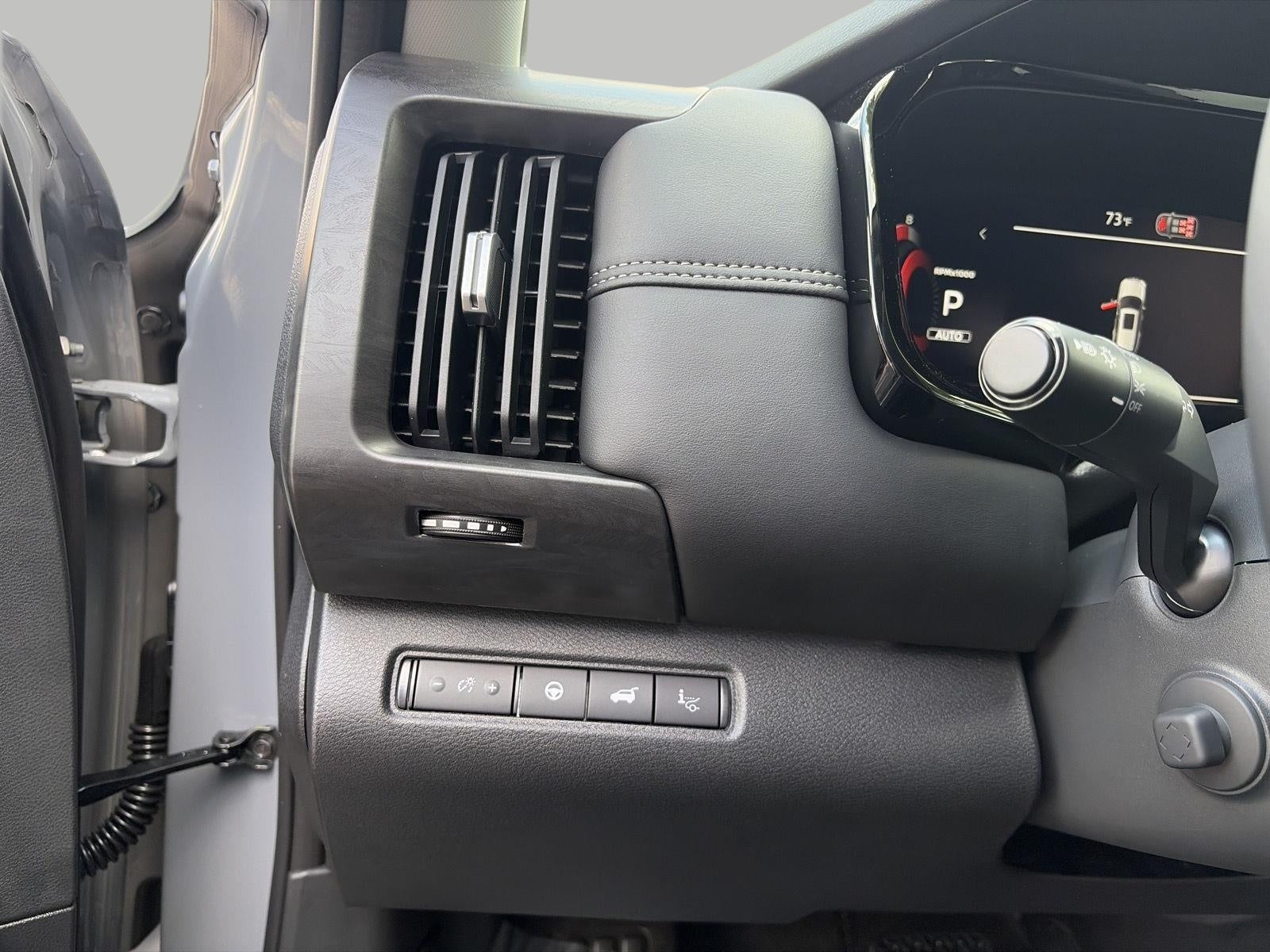 2026 Nissan Pathfinder Platinum 4WD
