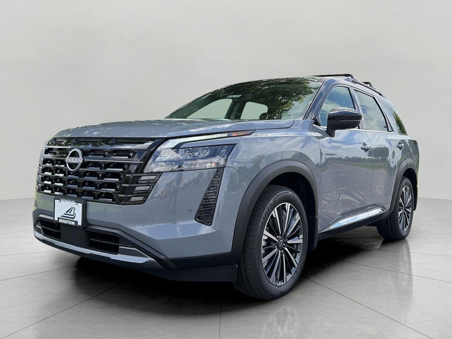 2026 Nissan Pathfinder Platinum 4WD