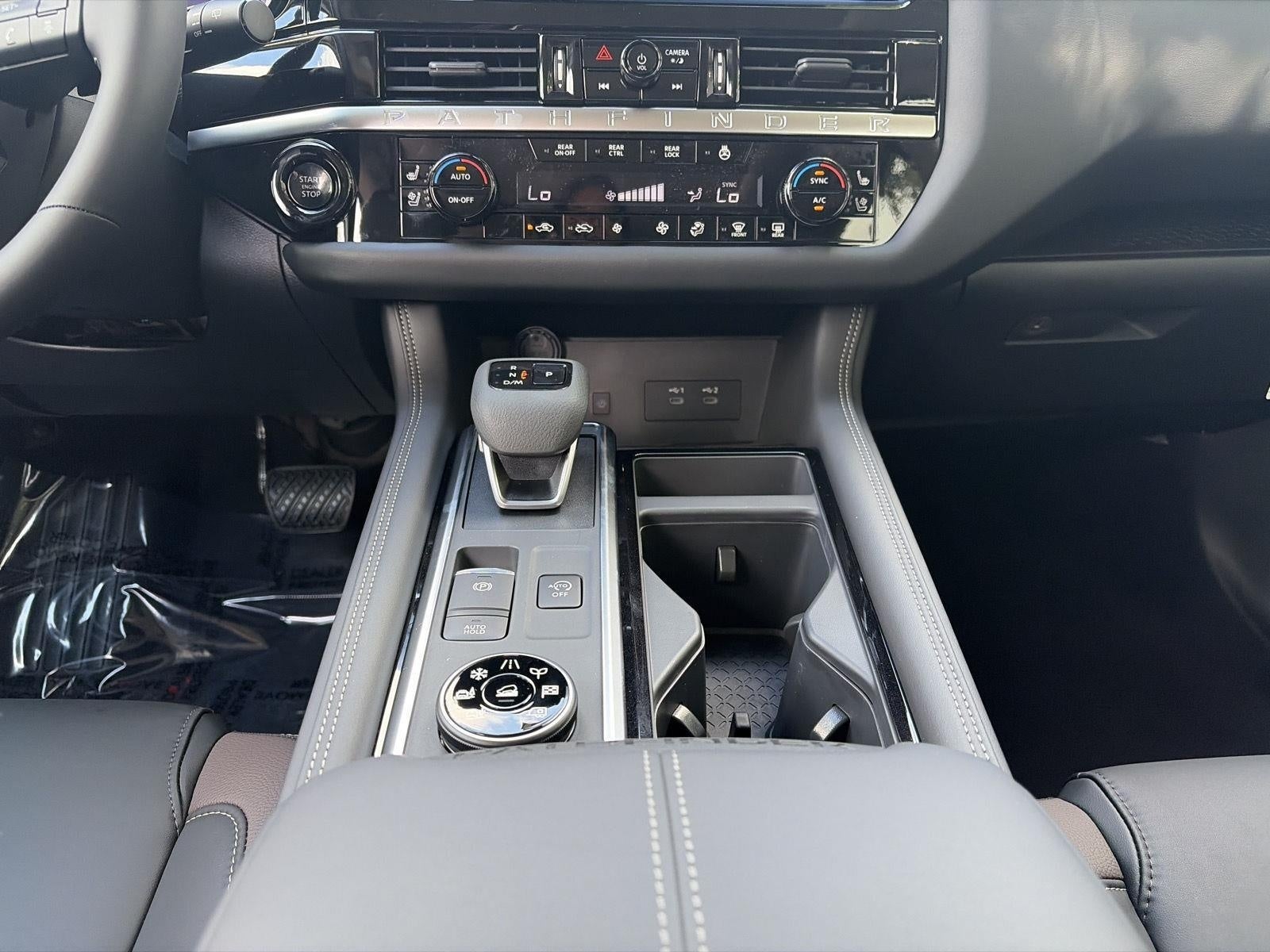 2026 Nissan Pathfinder Platinum 4WD