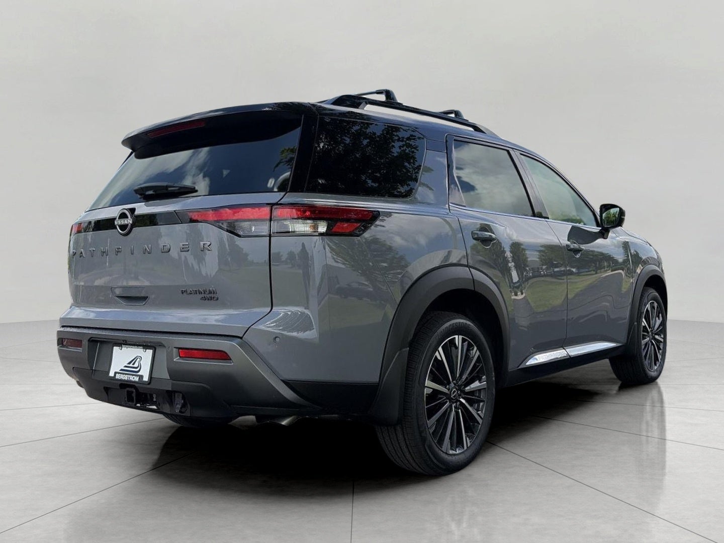 2026 Nissan Pathfinder Platinum 4WD