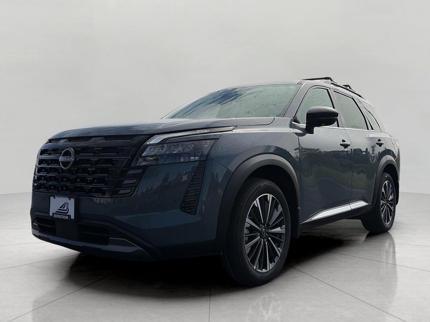 2026 Nissan Pathfinder Platinum 4WD