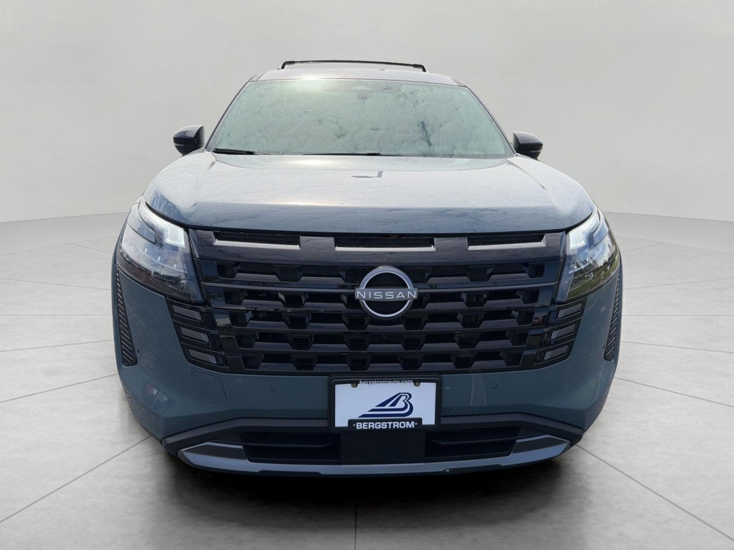 2026 Nissan Pathfinder Platinum 4WD