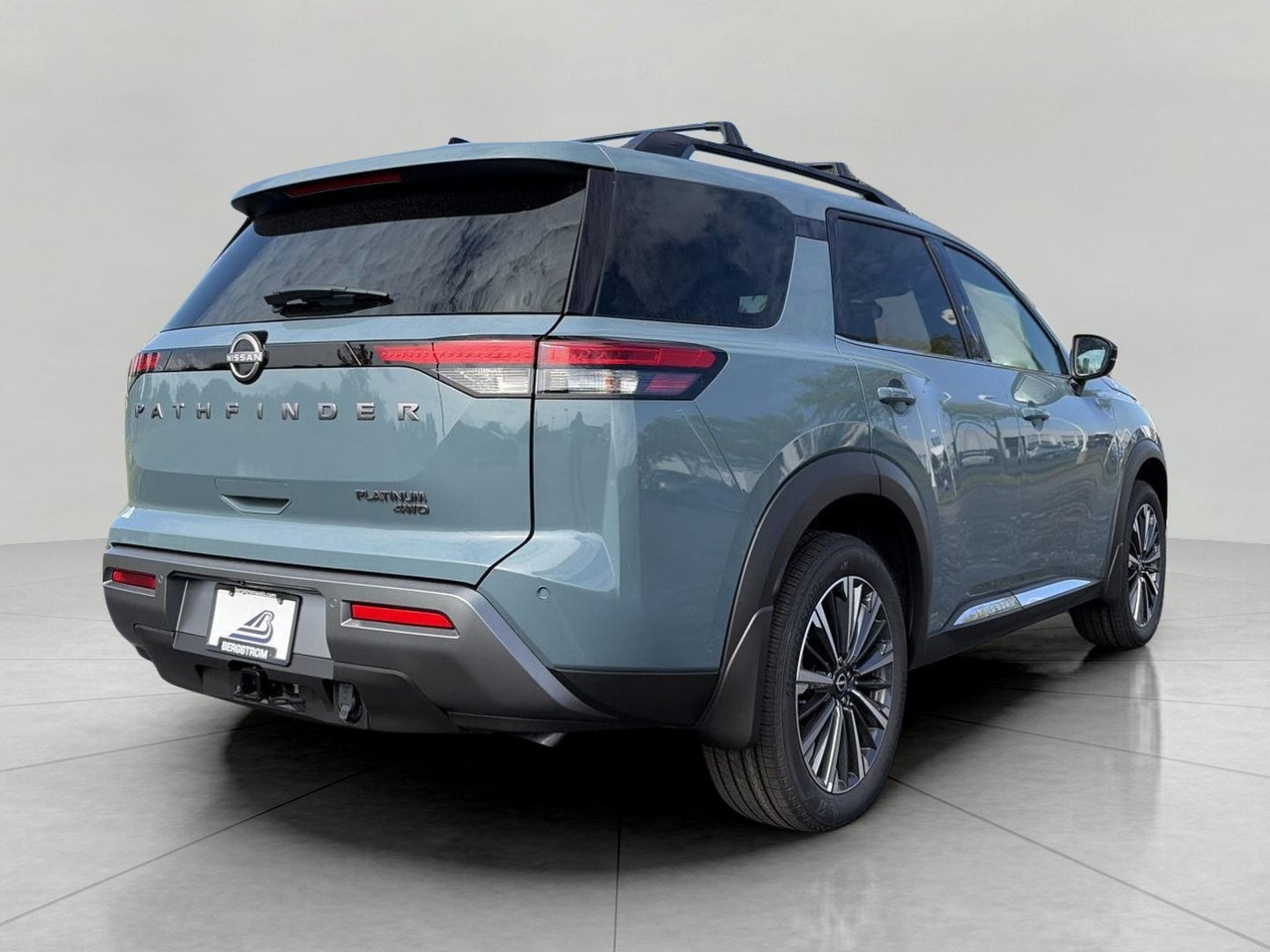 2026 Nissan Pathfinder Platinum 4WD