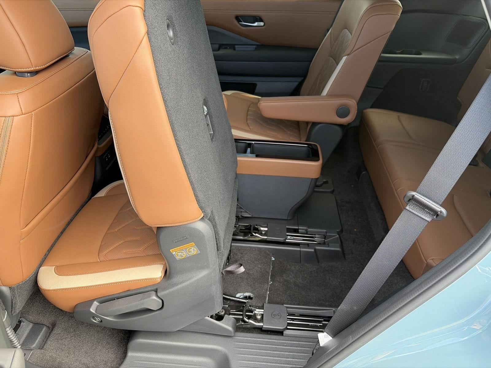 2026 Nissan Pathfinder Platinum 4WD
