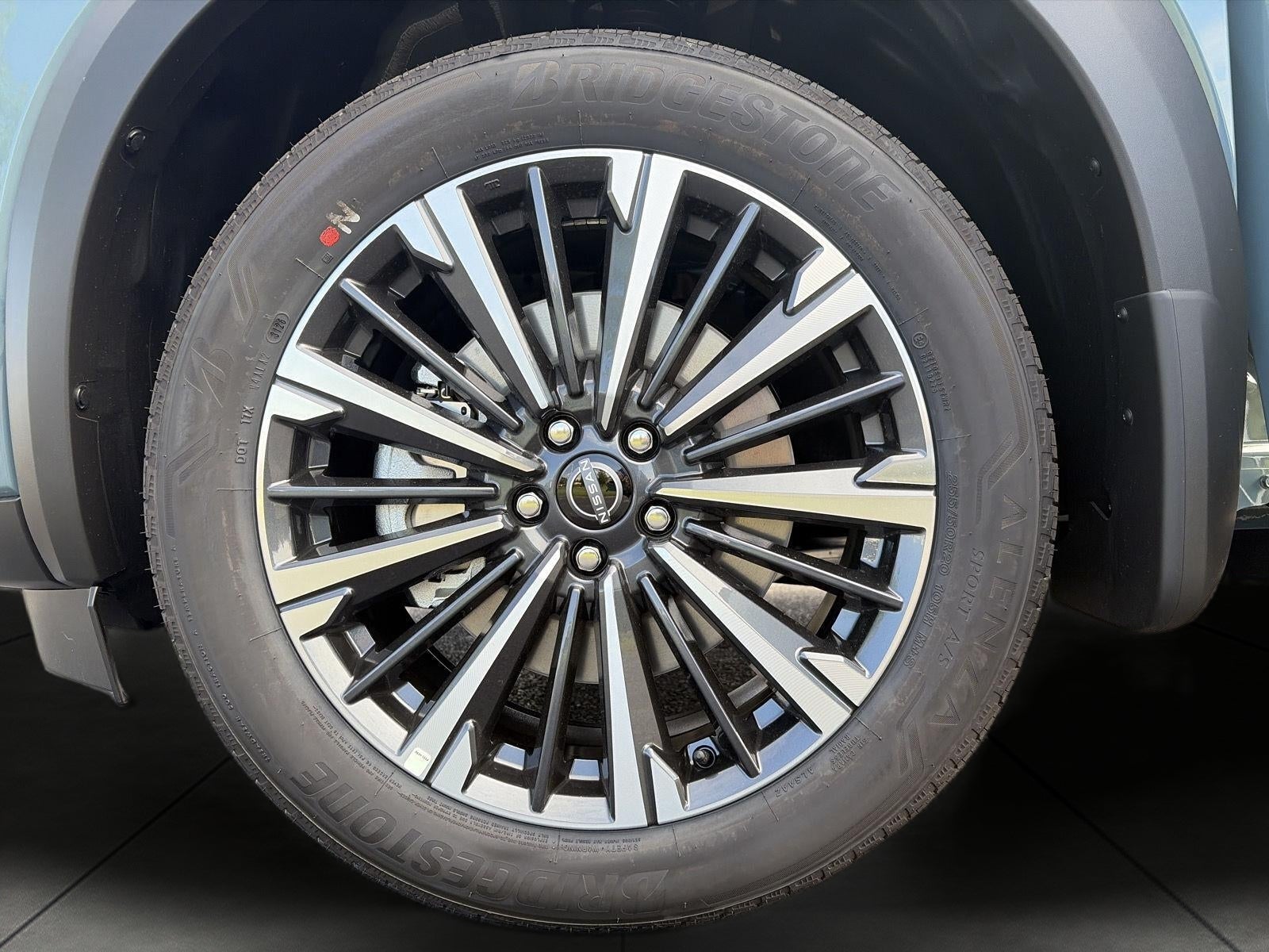 2026 Nissan Pathfinder Platinum 4WD