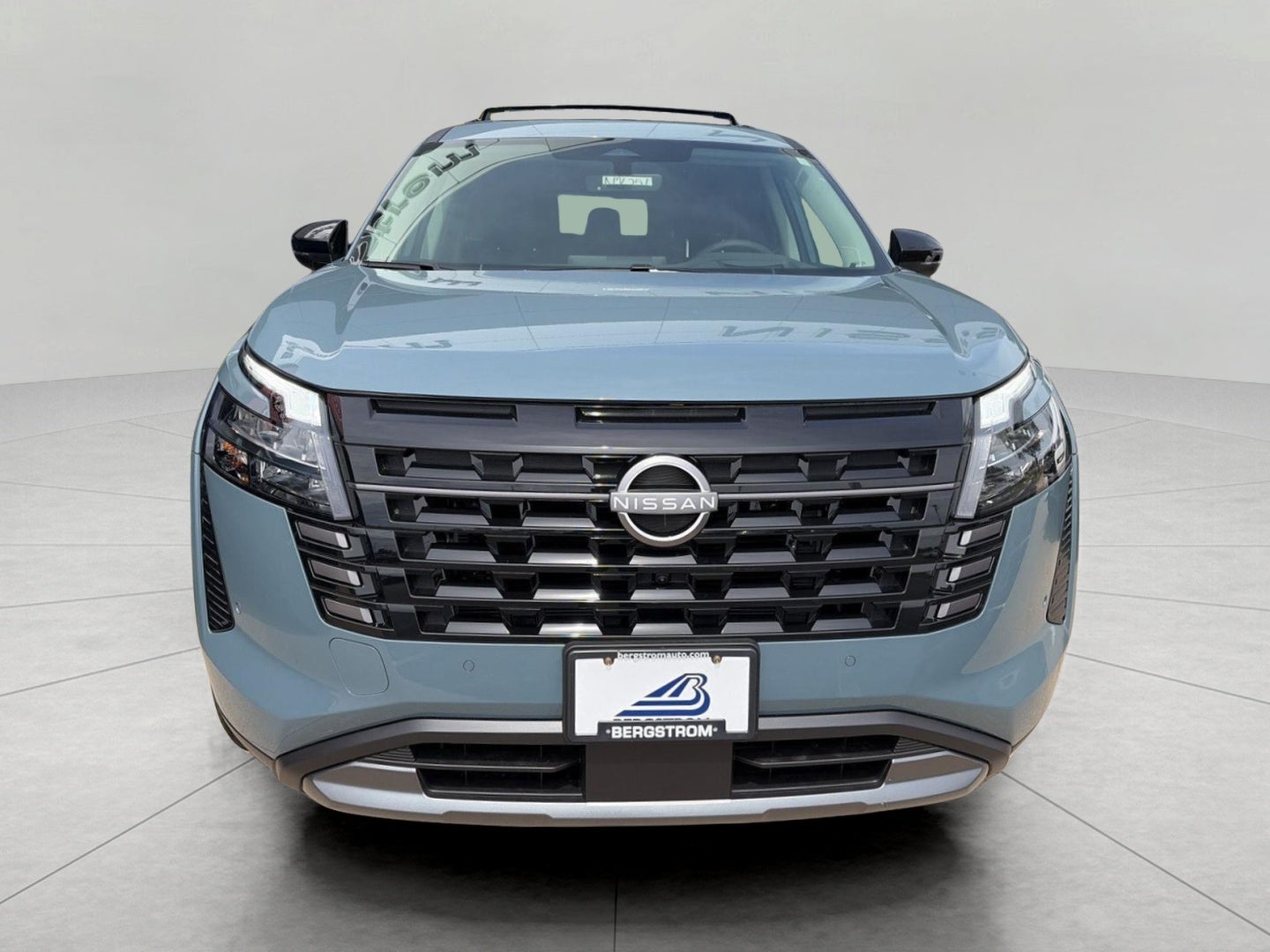 2026 Nissan Pathfinder Platinum 4WD