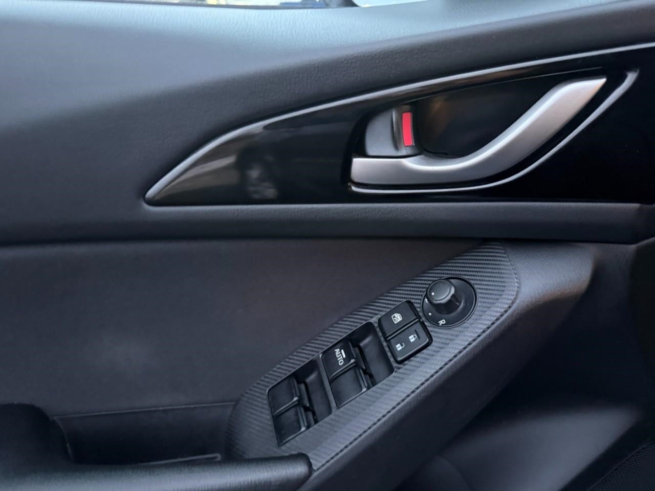 2015 Mazda Mazda3 5dr HB Auto i Touring