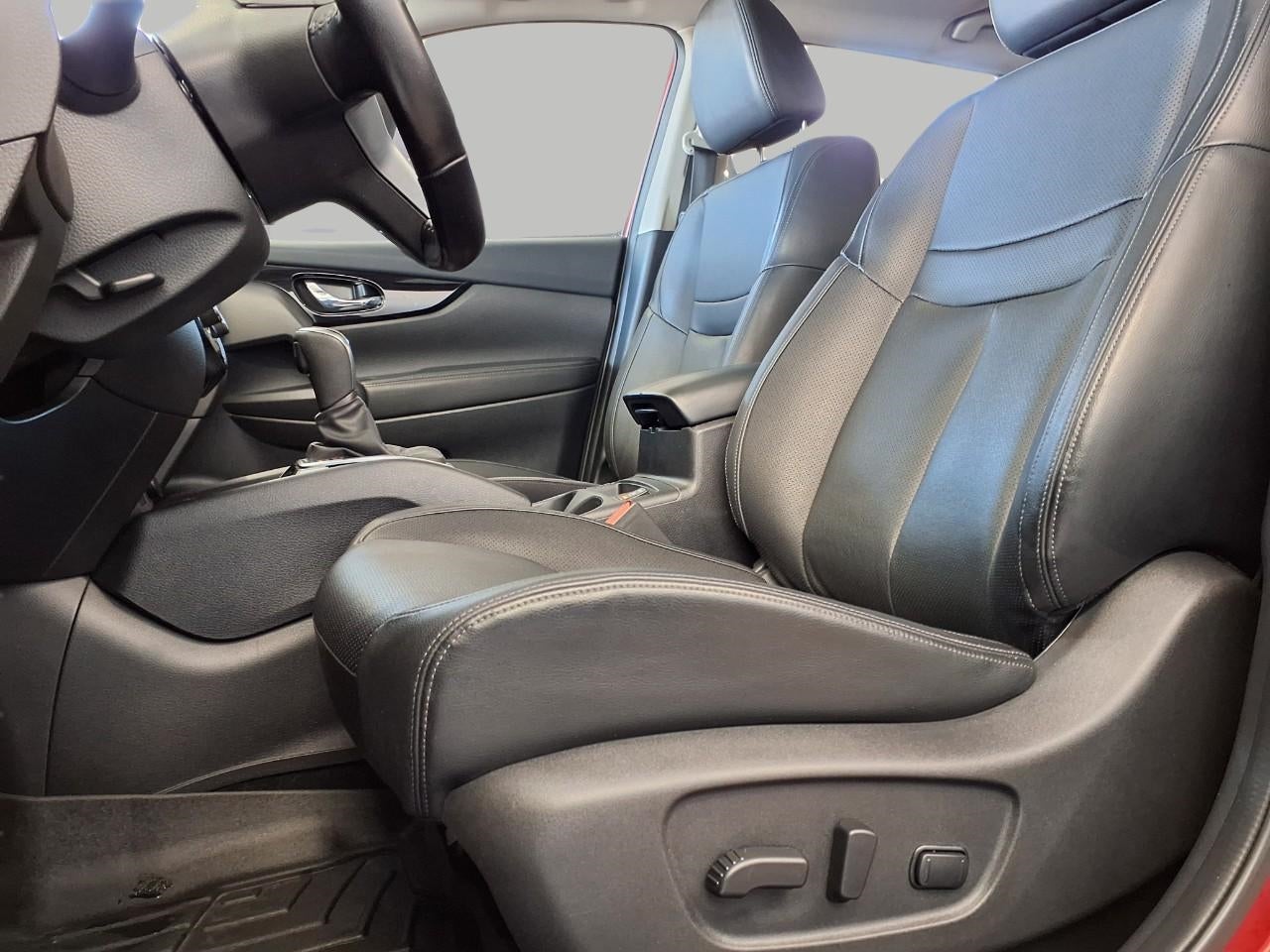 2021 Nissan Rogue Sport AWD SL