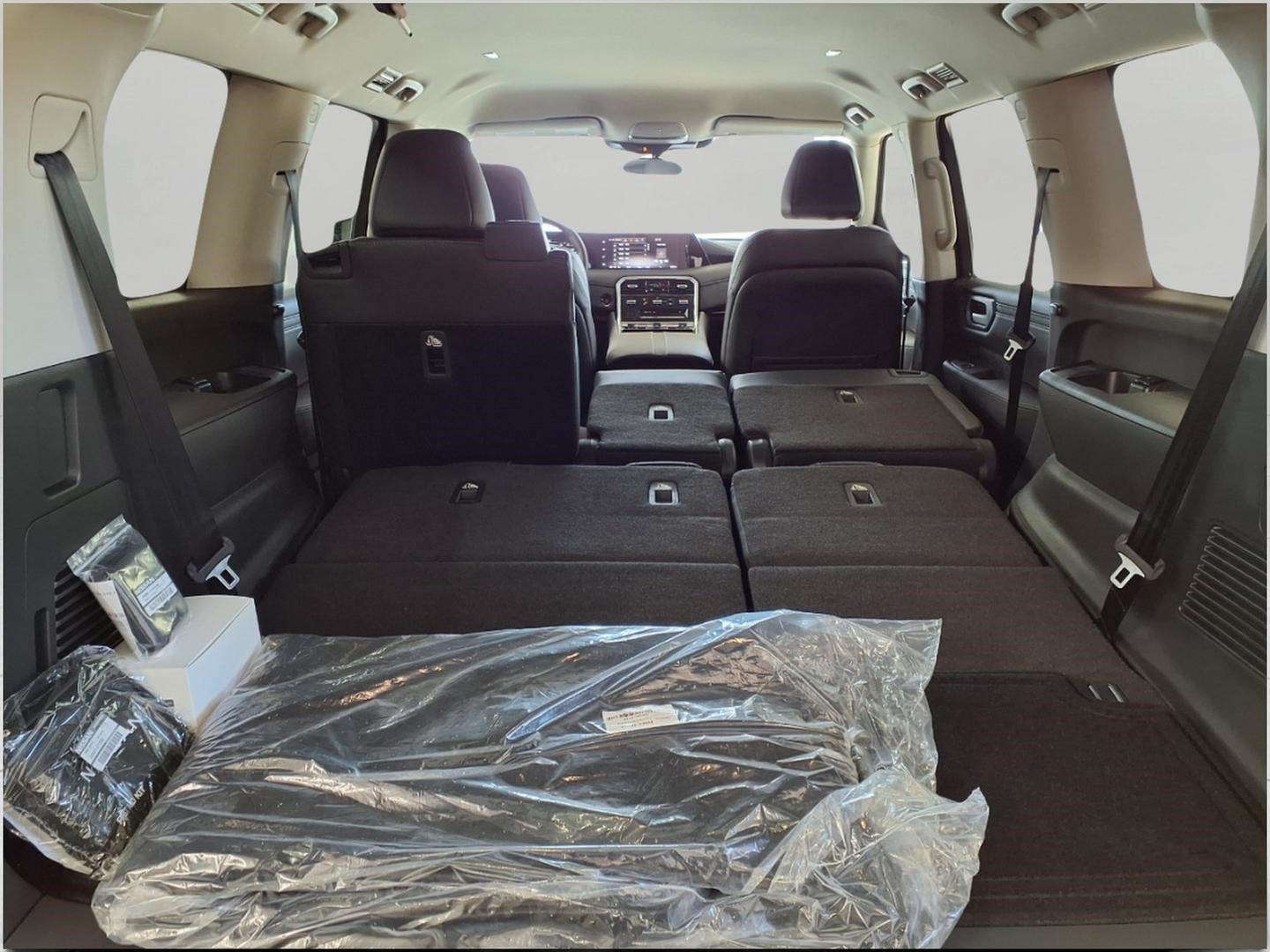 2026 Nissan Armada SV