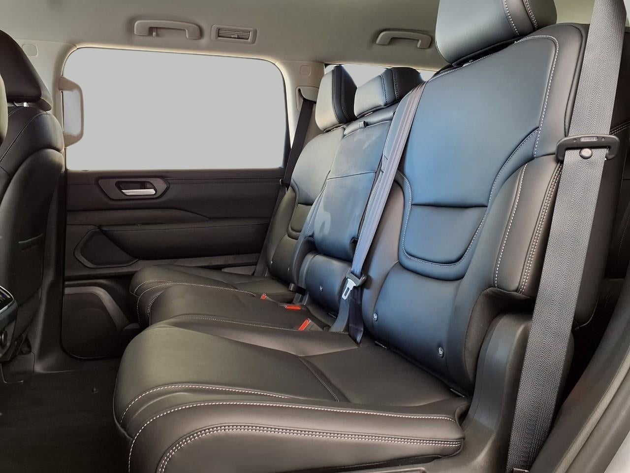 2026 Nissan Armada 4x4 SV