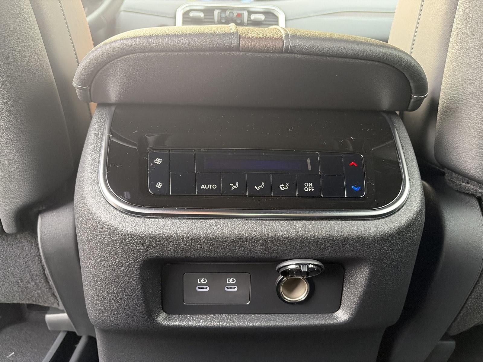 2026 Nissan Armada 4x4 SL
