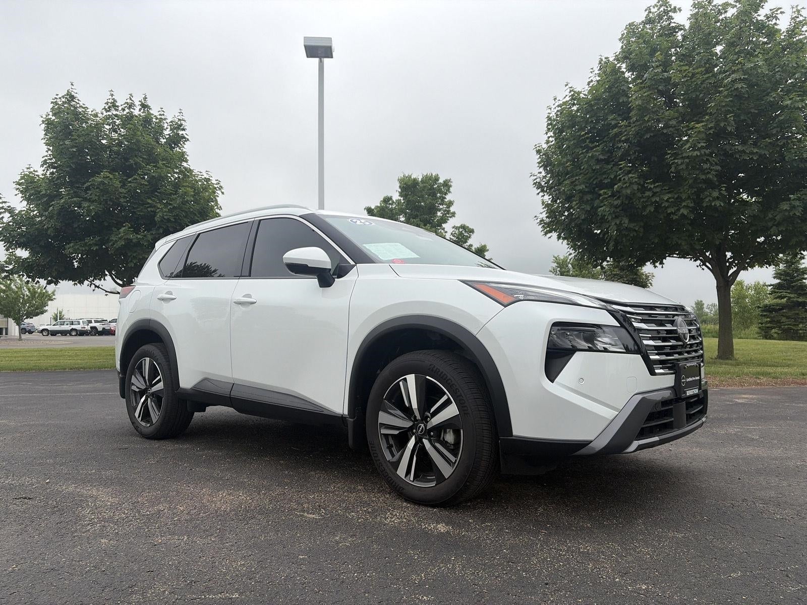 2025 Nissan Rogue AWD SL