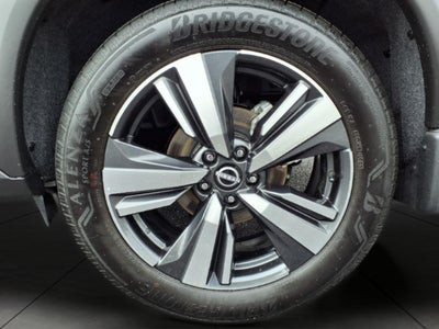 2025 Nissan Rogue AWD SL