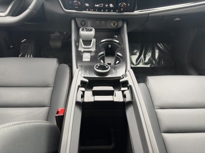 2025 Nissan Rogue AWD SL