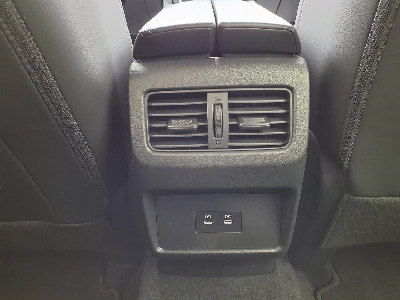 2025 Nissan Rogue AWD Platinum