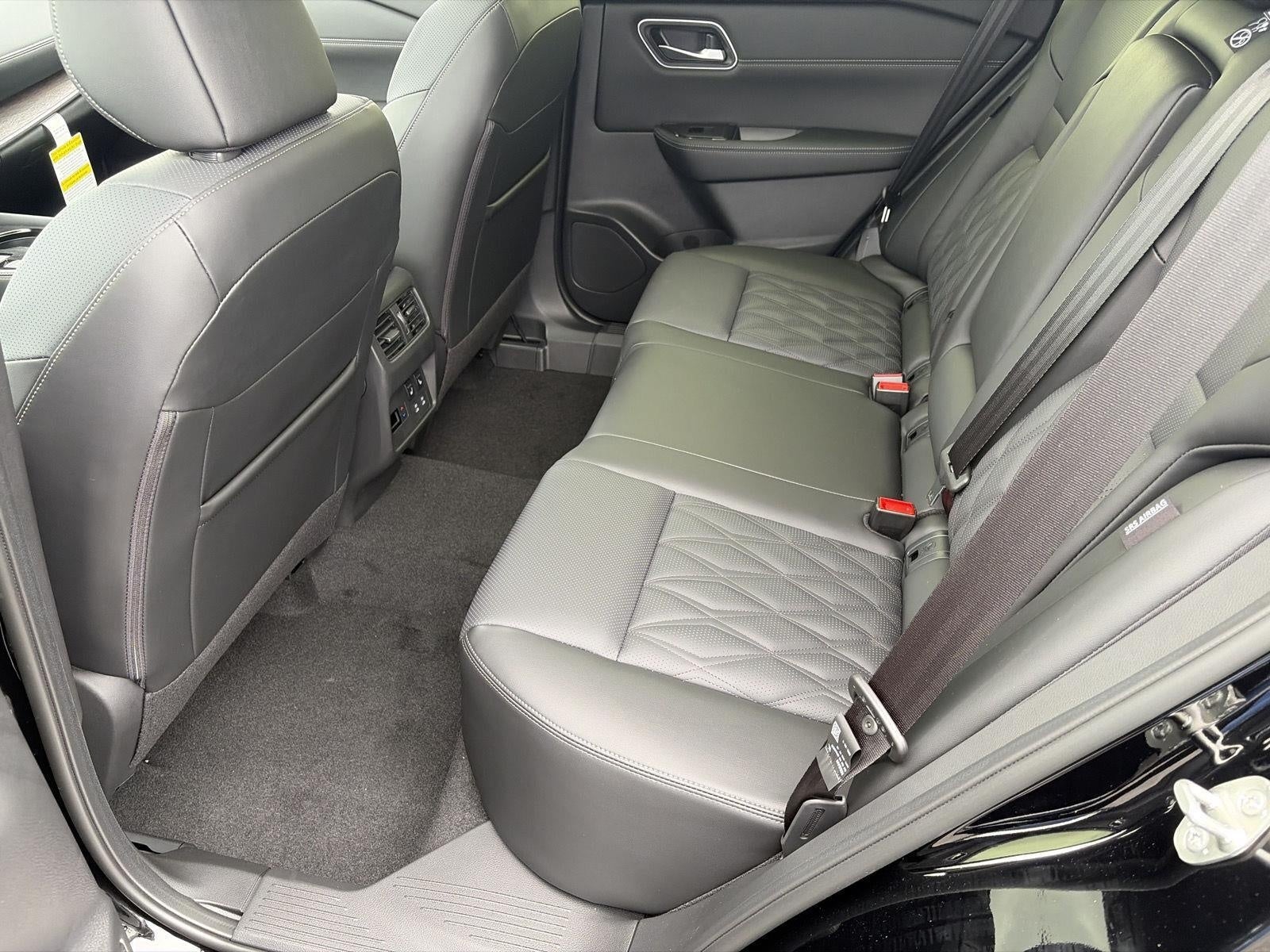 2026 Nissan Rogue AWD Platinum