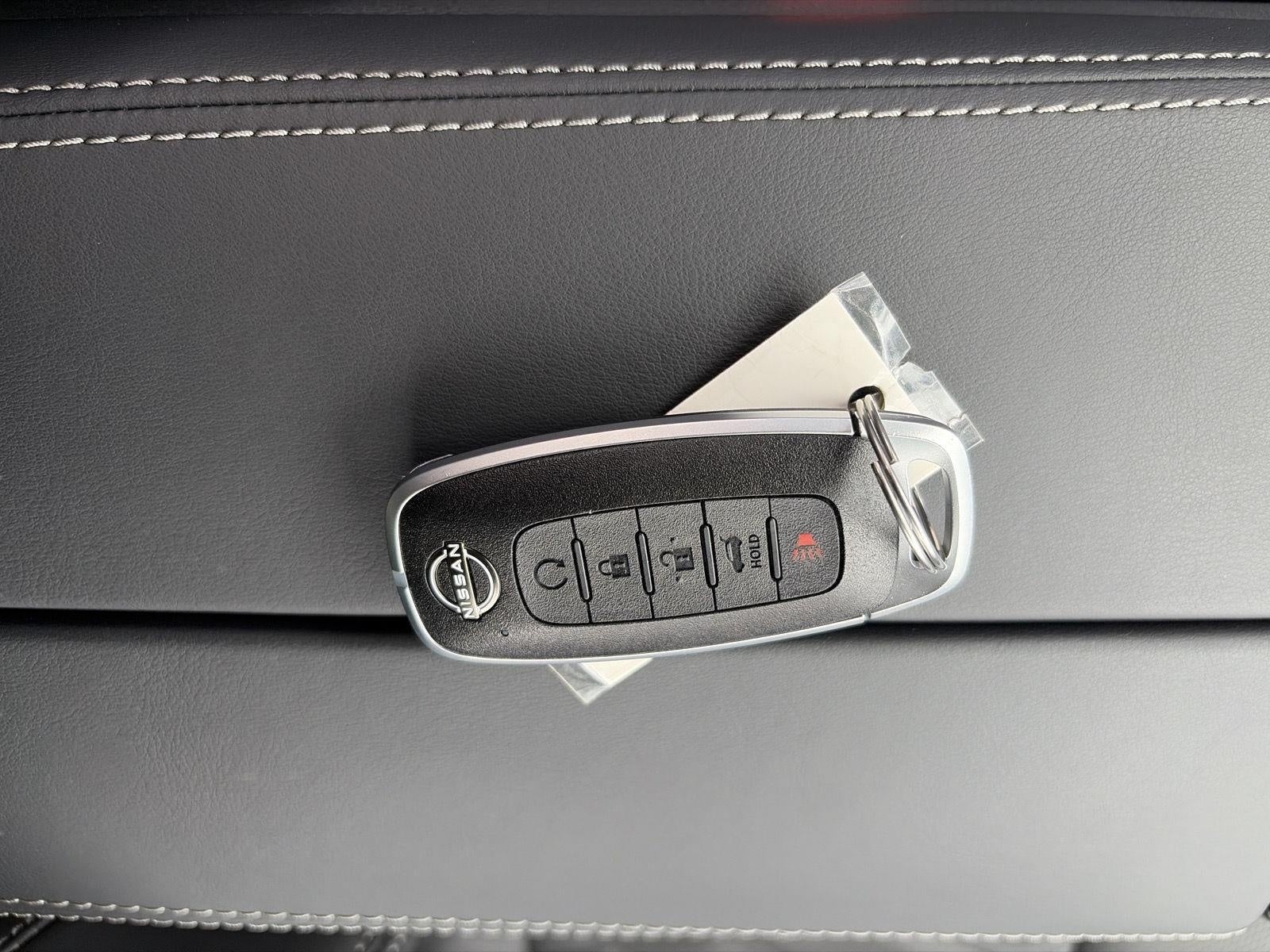 2026 Nissan Rogue AWD Platinum